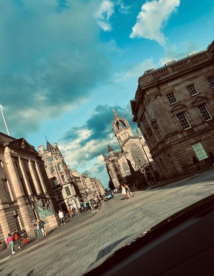 Old Town View Apartment Edinburgh Buitenkant foto